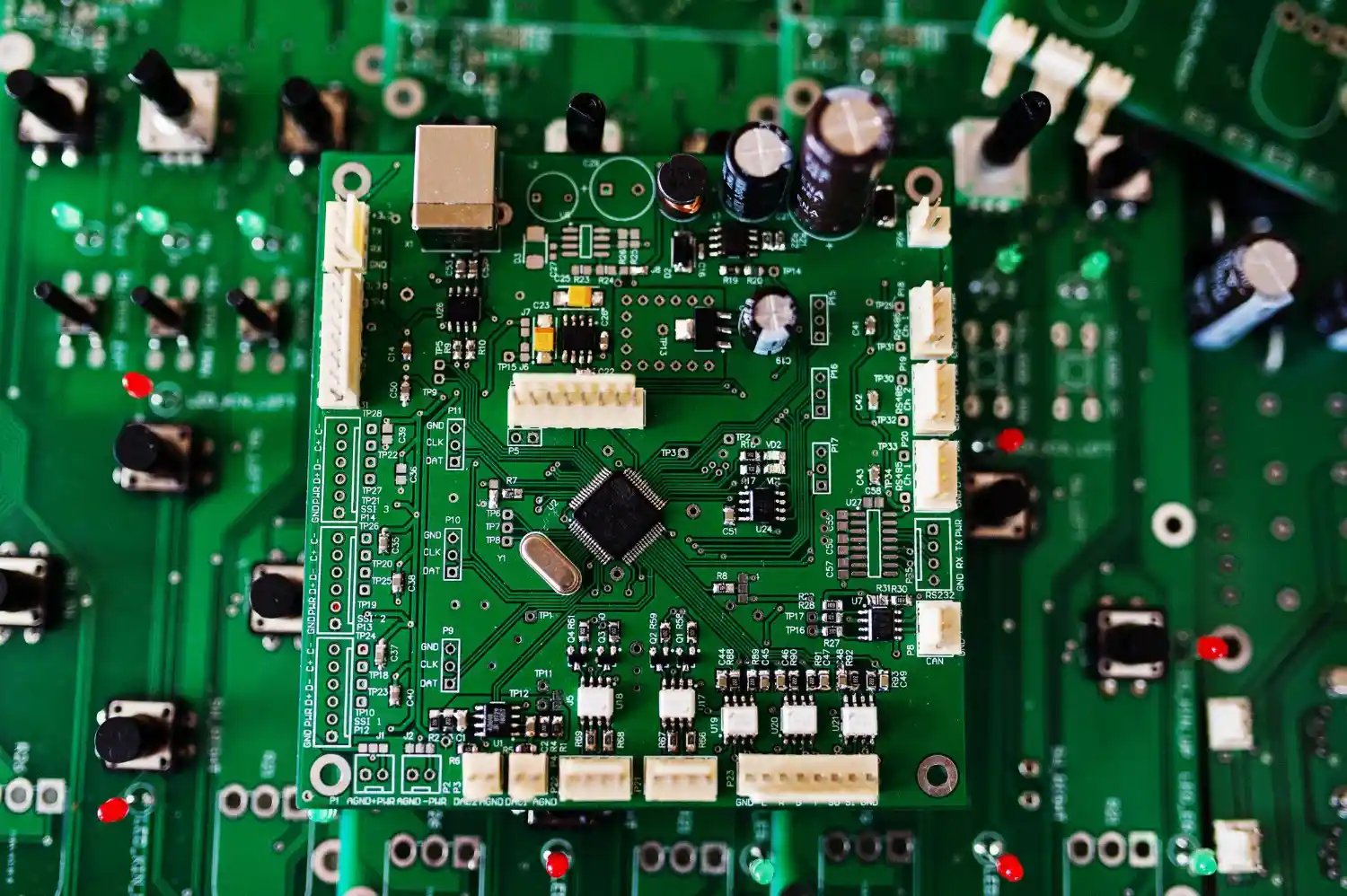 How to use a breadboard